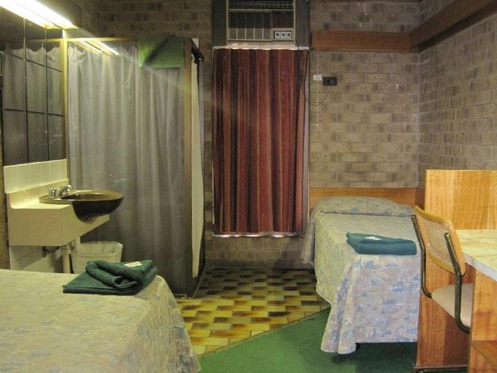 Desert Rose Inn Alice Springs Værelse billede